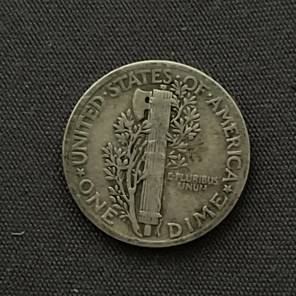 4 US Coin 1937,1936,1939,1940 Mercury .10Ten Cent Dime 90% Silver Circulated